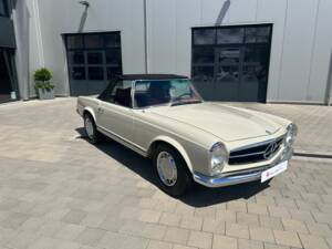 Bild 22/30 von Mercedes-Benz 280 SL (1970)