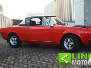 Image 3/10 de FIAT 124 Sport Spider (1967)
