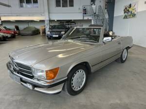 Imagen 36/40 de Mercedes-Benz 300 SL (1986)