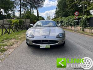 Bild 5/10 von Jaguar XK8 4.0 (1998)