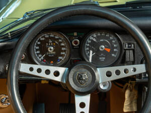 Imagen 26/28 de Jaguar E-Type V12 (1974)
