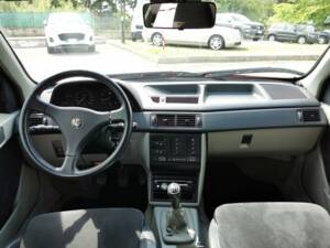 Immagine 5/55 di Alfa Romeo 155 Twin Spark 2.0 (1994)