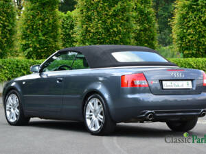 Image 7/50 of Audi S4 (2005)