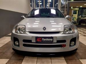 Image 2/15 of Renault Clio II V6 (2001)