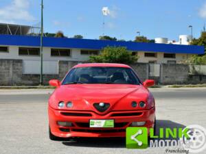 Imagen 2/10 de Alfa Romeo GTV 2.0 Twin Spark (1996)