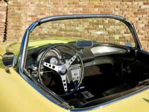 Image 10/50 of Chevrolet Corvette (1958)