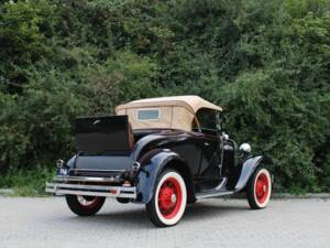 Image 5/7 of Ford Model A (1931)