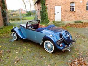 Citroën Traction Avant 11 BL Roadster blau 1939