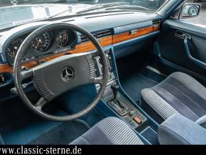 Bild 15/15 von Mercedes-Benz 450 SEL 6,9 (1975)