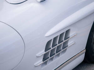 Image 25/45 of Mercedes-Benz 300 SL &quot;Gullwing&quot; (1963)