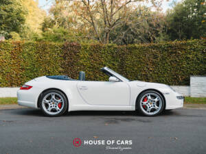 Image 5/50 of Porsche 911 Carrera 4S (2007)