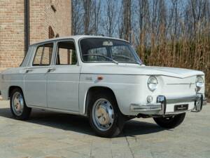 Image 2/50 of Renault R 8 Major 1100 (1967)