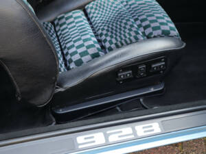 Image 11/42 de Porsche 928 (1979)
