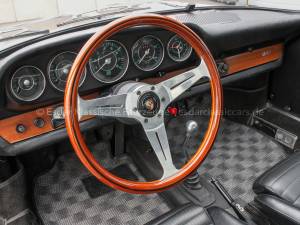 Immagine 10/38 di Porsche 911 2.0 (1965)