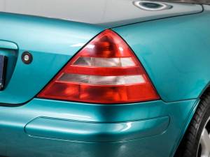 Image 30/50 of Mercedes-Benz SLK 230 Kompressor (1998)