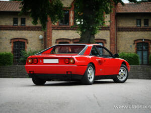 Image 14/23 of Ferrari Mondial T (1989)