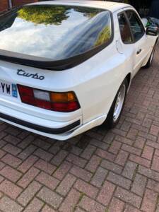 Bild 10/45 von Porsche 944 Turbo (1985)