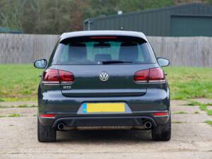 Image 14/50 of Volkswagen Golf VI GTI (2011)