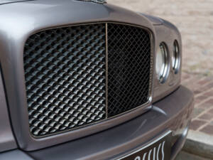 Image 7/21 de Bentley Brooklands (2008)