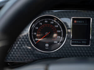 Image 19/31 of Bentley Azure T (2009)