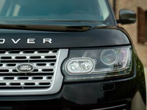 Image 18/50 de Land Rover Range Rover Autobiography SDV8 (2013)