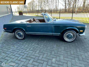 Image 9/44 of Mercedes-Benz 280 SL (1970)