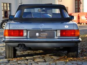 Image 19/36 of Mercedes-Benz 300 SL (1987)