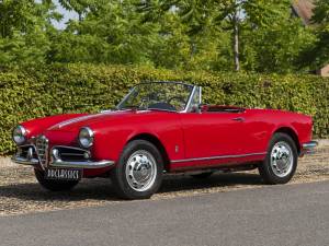 Image 1/34 of Alfa Romeo Giulietta Spider (1960)