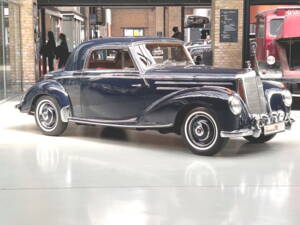 Bild 25/53 von Mercedes-Benz 220 Coupe (1955)