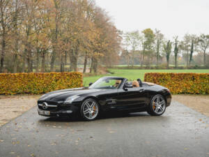 Image 1/100 of Mercedes-Benz SLS AMG Roadster (2011)