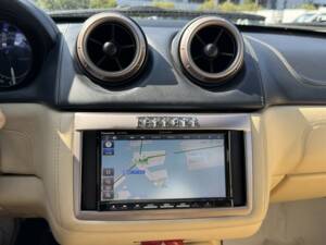 Image 20/51 of Ferrari California (2009)