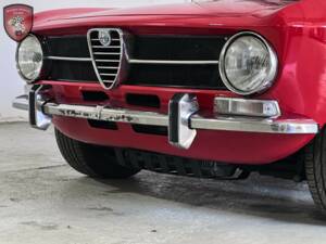 Image 43/63 de Alfa Romeo Giulia GT 1300 Junior (1973)