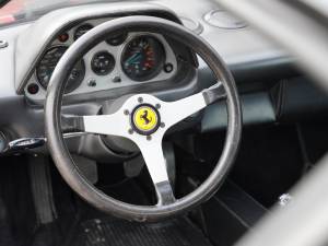 Image 34/50 de Ferrari 308 GTB (1977)