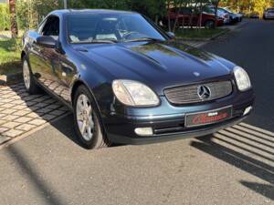 Image 43/49 de Mercedes-Benz SLK 200 (1998)