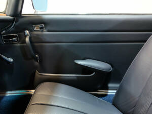 Image 29/36 of Mercedes-Benz 280 SL (1969)