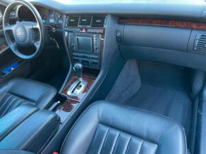 Image 15/17 of Audi A8 3.7 (1999)