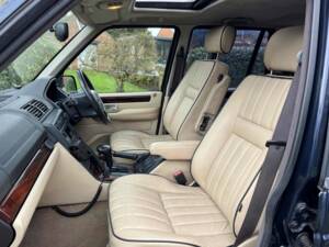 Image 6/8 of Land Rover Range Rover 4.6 Vogue (1999)