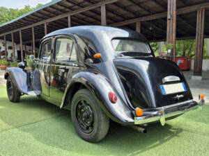 Image 12/47 of Citroën Traction Avant 11 BL (1955)