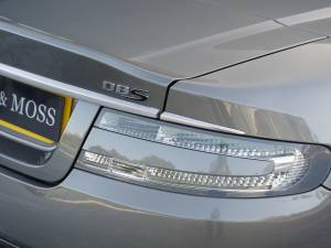 Imagen 17/50 de Aston Martin DBS Volante (2011)