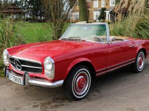 Image 1/9 of Mercedes-Benz 230 SL (1964)