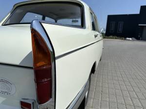 Image 7/50 of Peugeot 404 (1973)