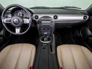 Image 6/50 of Mazda MX-5 1.8 (2007)