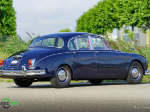 Immagine 27/32 di Jaguar Mk II 3.8 (1962)