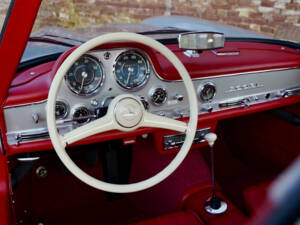 Image 24/50 of Mercedes-Benz 300 SL &quot;Gullwing&quot; (1955)