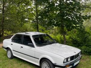 Image 2/6 of BMW 325ix (1986)