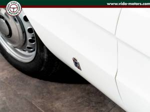Image 8/41 of Alfa Romeo 1600 Spider Duetto (1967)
