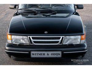 Image 15/25 of Saab 900 Turbo (1991)