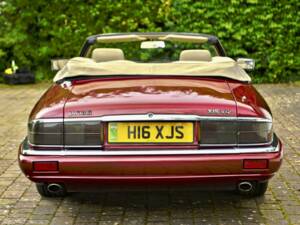 Image 13/50 de Jaguar XJS 5.3 V12 (1995)