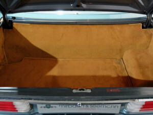Bild 41/42 von Mercedes-Benz 560 SL (1989)