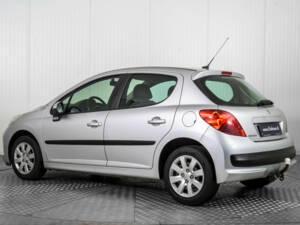 Immagine 6/15 di Peugeot 207 1.4 (2006)